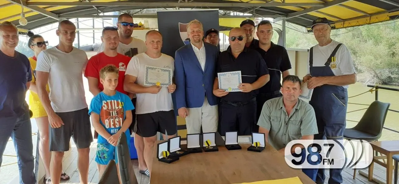 THE PRESIDENT OF LIBERLAND DECORATED FIREFIGHTERS AND DIVERS FROM APATIN AND SOMBOR